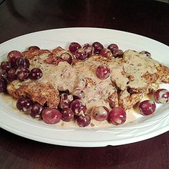 A picture of Chicken with Creamy Grape Sauce.