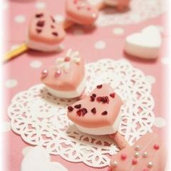 A picture of Strawberry Marshmallow Pocky.