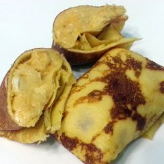 A picture of Durian Crepe.