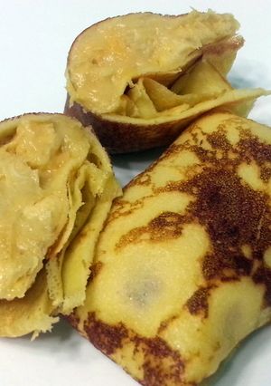 A picture of Durian Crepe.