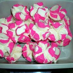 A picture of Apam Mekar.