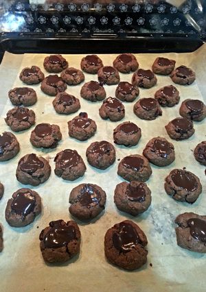 A picture of Weetbix cookies.