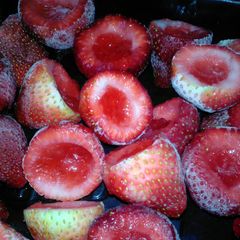 A picture of Brenda's Strawberry Margarita Jello Shooters.