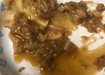 Easiest Way to Recipe Yummy Apple Crisp with Caramel Sauce