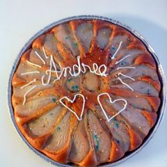 A picture of fluffy fat-free pear cake with cinnamon.
