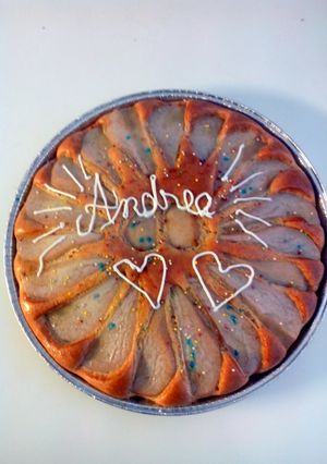 A picture of fluffy fat-free pear cake with cinnamon.
