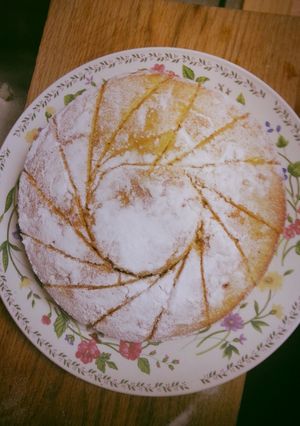 A picture of Semolina Almond Cake.