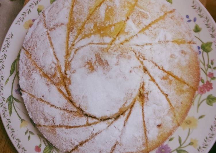 Simple Way to Prepare Homemade Semolina Almond Cake