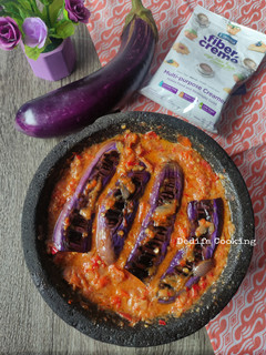 Foto resep 125. Tarung Babanam (Terong Bakar) dengan Sambal Terasi Fiber Creme