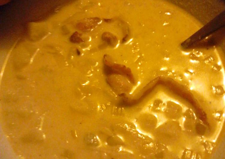 Steps to Make Speedy Leek and Potato soup with bacon
