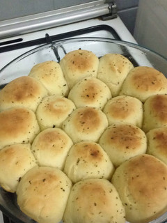 A picture of Beehive Yummy Cheese Buns.