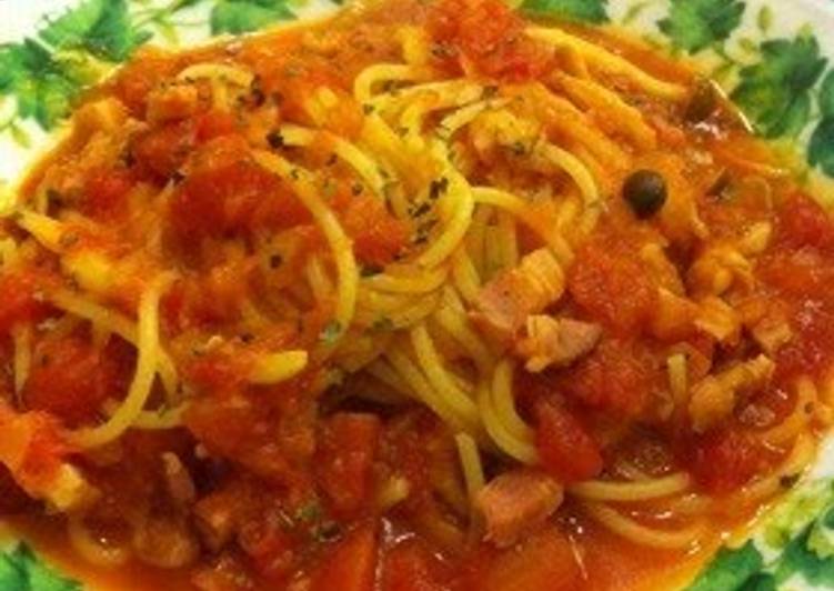 Soup Spaghetti with Tomato and Bacon