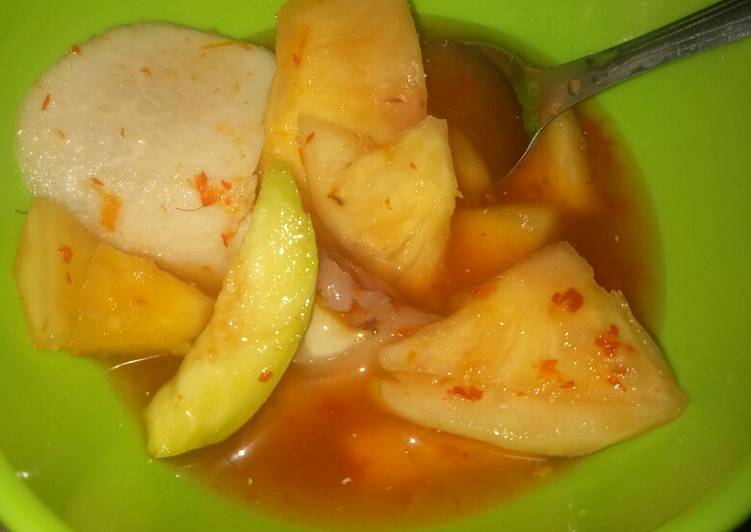 Langkah Mudah untuk Menyiapkan Asinan buah yang Enak