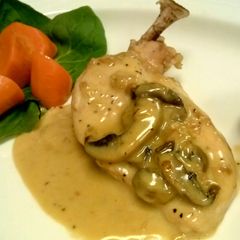 A picture of Sautéed Chicken Breast Chardonay.