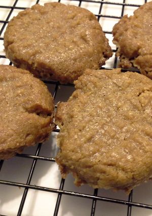 A picture of Gluten-free Peanut butter cookies.