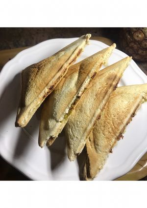 A picture of Egg-Sausage Sandwich.