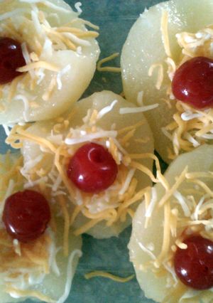 A picture of Pear Salad.