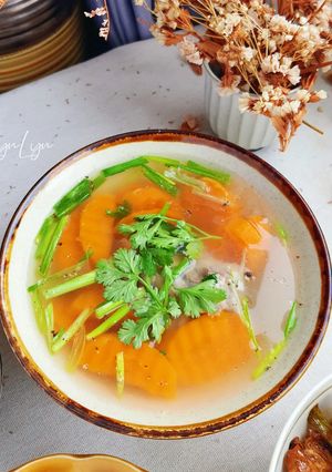 Hình của món 🔸️CANH CÀ RỐT HẦM XƯƠNG.