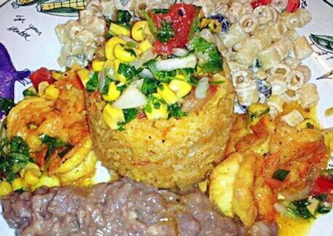 Grilled Shrimp & Rice with A Corn Pico De Gallo
