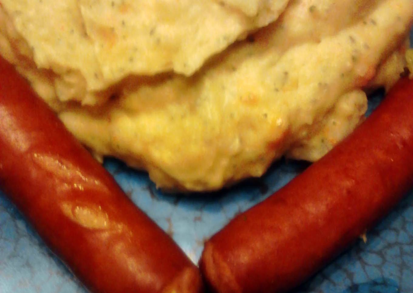 Mixed greens and cheddar mashed potatoes
