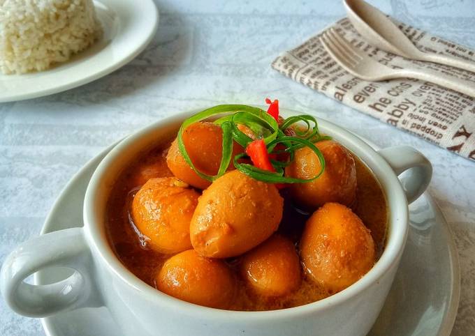 Resep Semur Telur Puyuh Oleh Ellaelloet Cookpad