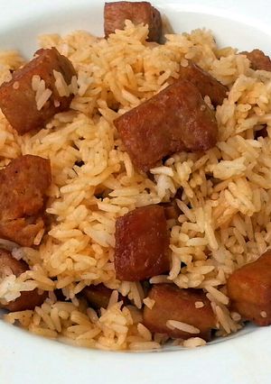 A picture of Spam Baked Rice.