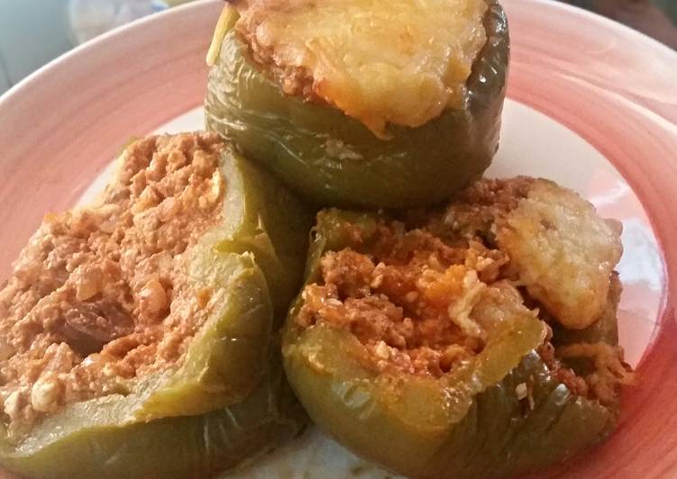 Step-by-Step Guide to Prepare Homemade Stuffed Peppers - Greek Style