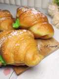 Croissant Donat Srikaya