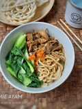 Mie Ayam (topping ayam & jamur shitake)
