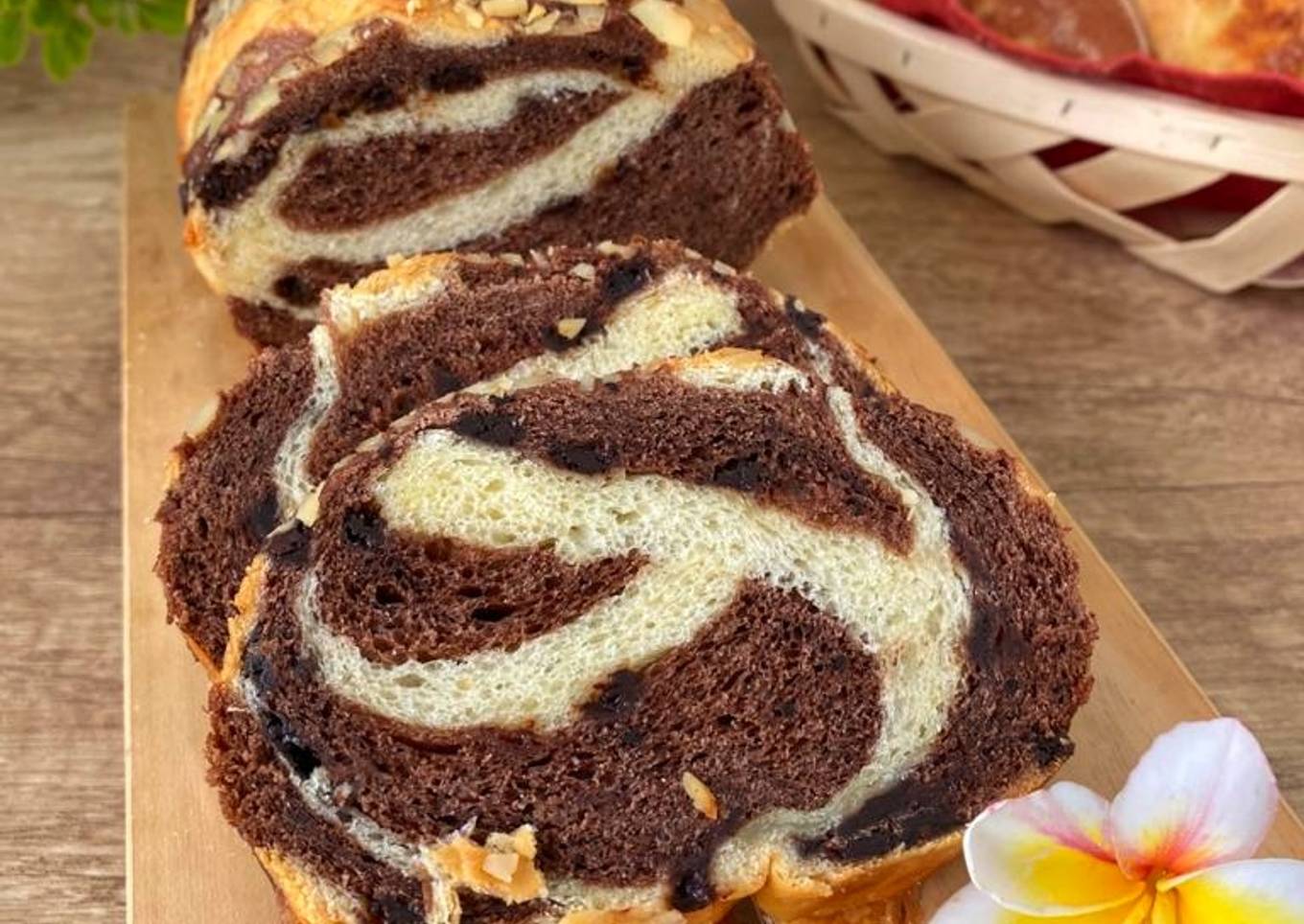 Zebra Bread with Almond - empuk enak banget -recomended