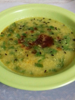 पालक - मूंग दाल (Palak moong dal recipe in hindi) रेसिपी मुख्य फोटो