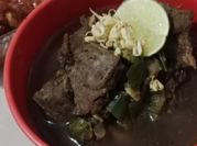 Gambar rawon tulang sapi