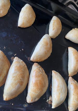 A picture of Meatpies.