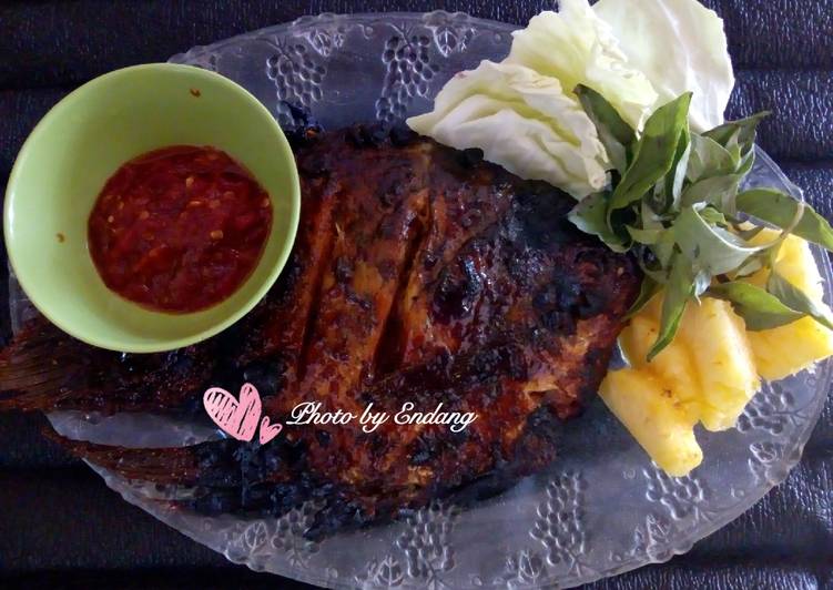 Gurame bakar (beneran bakar ya,tidak digoreng😁)