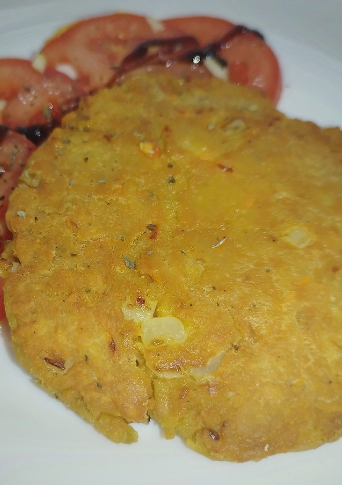Una foto de Hamburguesa de atún y harina de garbanzo