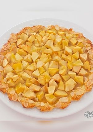 Une photo de Tarte aux pommes /amandes