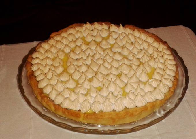 Crostata al limoncello e meringa all’italiana