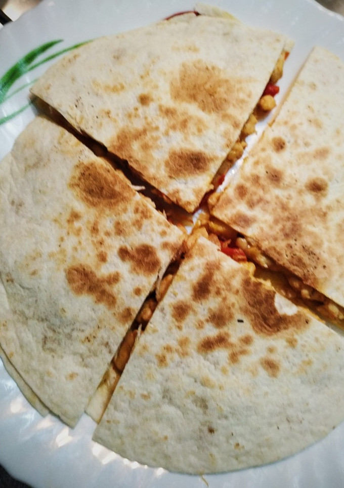 Una foto de Quesadilla de pollo