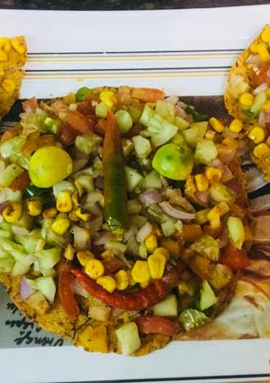 A picture of Corns Masala Papad.