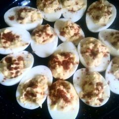 A picture of spicy deviled eggs.