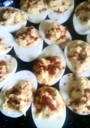 A picture of spicy deviled eggs.