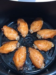 รูปของ ปีกไก่ทอดน้ำปลาโดยหม้อทอดไร้น้ำมัน