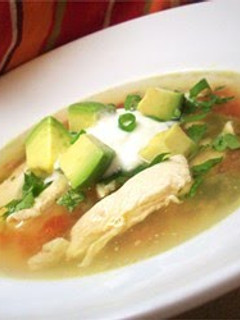 A picture of Avocado Soup with Chicken and Lime.