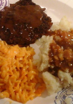A picture of Salisbury Steak.
