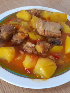 Una foto de Guiso de patatas con costilla