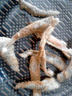 A picture of Crispy Fried Bluegill Skins.