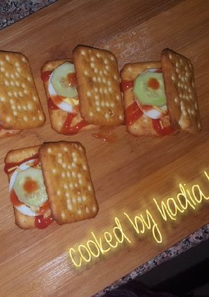 A picture of Tea time Tuc snacks 😍.