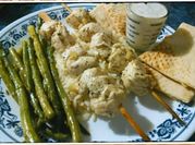 A picture of chicken tzatziki