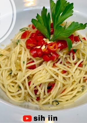 Foto resep Spaghetti aglio e olio ala sih iin