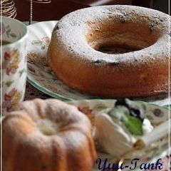 A picture of Berry Cheese Angel Cake.